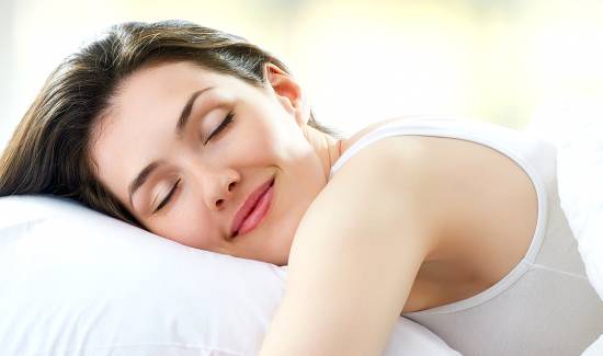 9 απίστευτα πράγματα που σου συμβαίνουν όσο κοιμάσαι